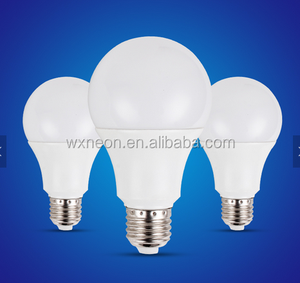 หลอดไฟ LED E27 3000K 6500K 3W E27ลำแสง240มุมอลูมิเนียม