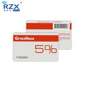 CR80 ПВХ IC/магнитная полоска со штрих-кодом с QR-кодом для программы лояльности супермаркетов тисненая пластиковая коробка для трафаретной печати - Product Image 3