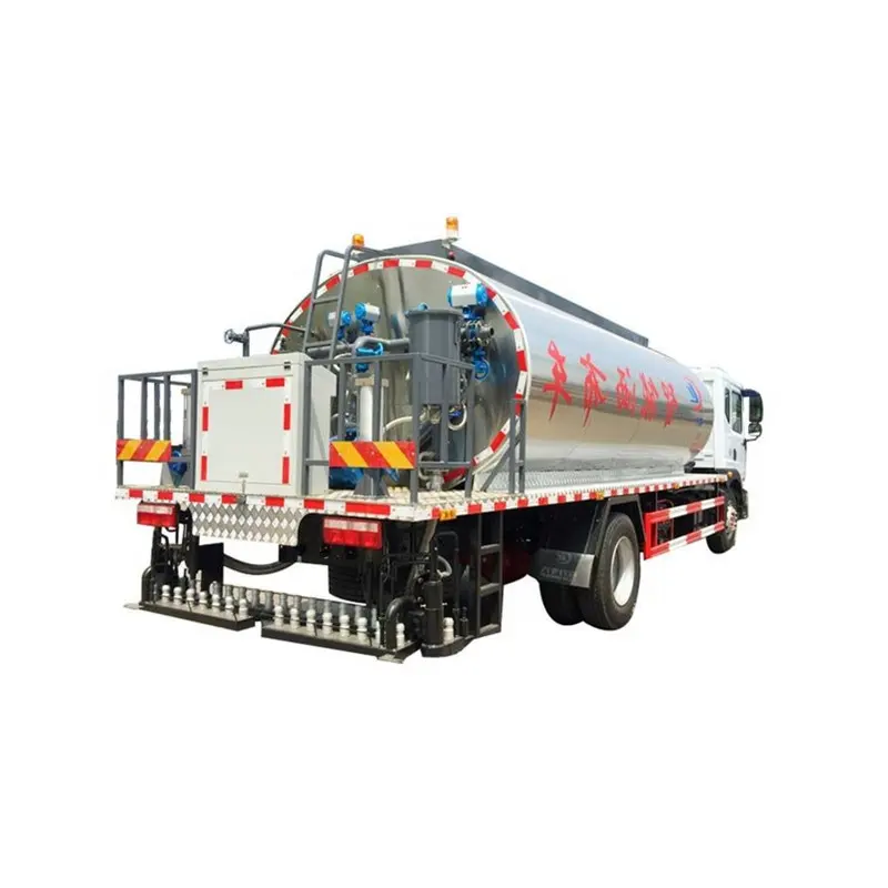 4500-6000mmmm épandeur Chaud de largeur d'asphalte émulsifié épandeur camion de pulvérisation de bitume à vendre