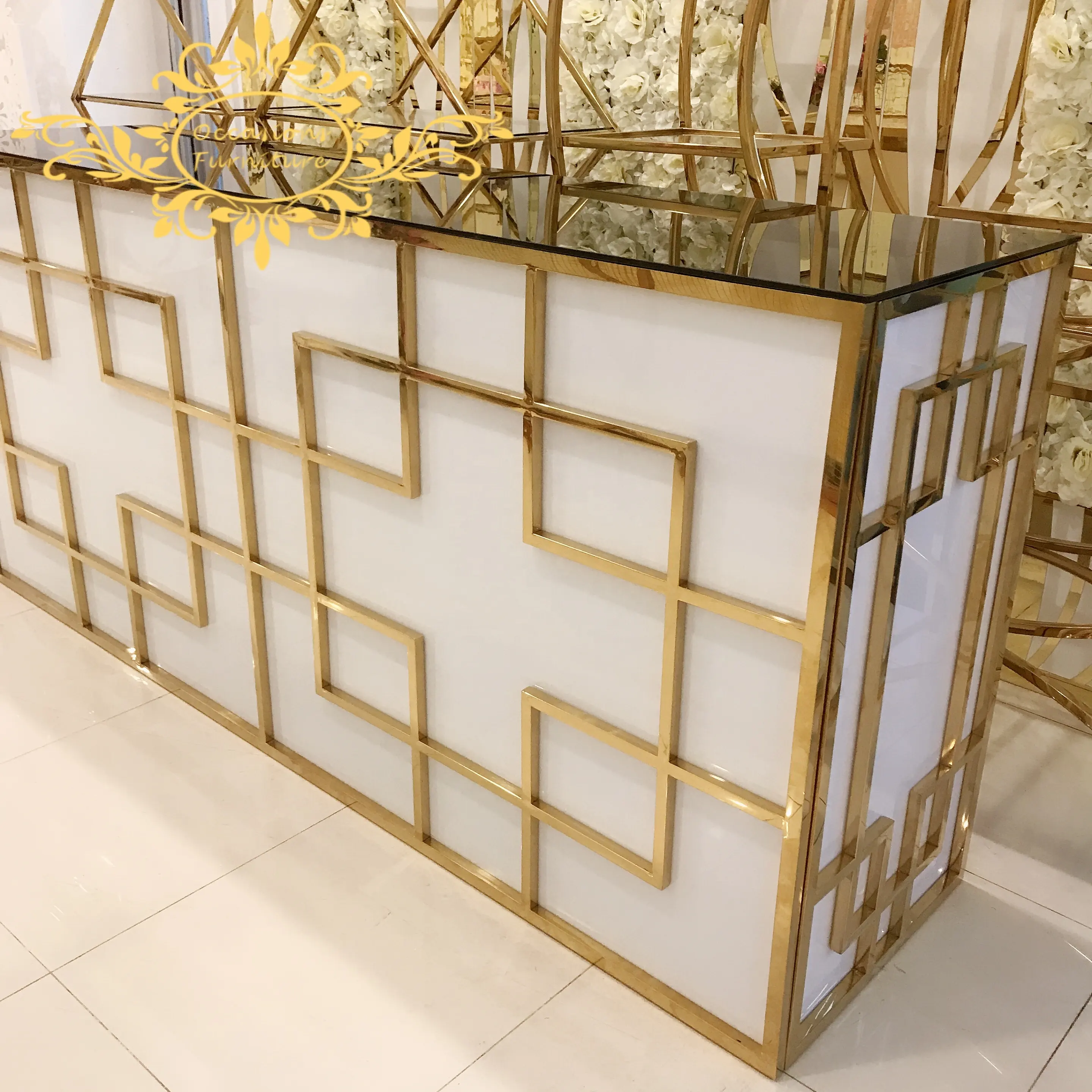 Golden and White Board Box Cutting Stainless Steel Wedding Buffet Bar Counter High Bar Outdoor Wedding Table Furniture