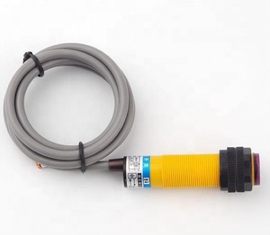 Sensor fotoeléctrico de inducción infrarroja NPN Normalmente abierto Reflexión difusa de tres hilos Cierre para varios - Product Image 3