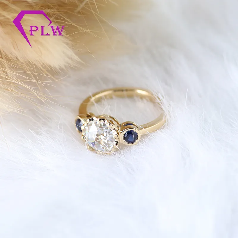 Anel de moissanite 3 pedra 2ct, anel de moissanite 14k dourado amarelo mulheres anel com 2 peças de safira azul
