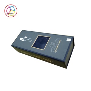 豪华葡萄酒套装，带可折叠磁性礼品盒高级纸盒，用于葡萄酒和配件
