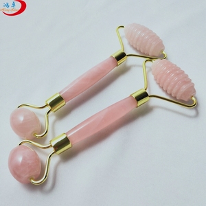 HZ Neue Produkte eingeführt Pink Crystal Facial Manual Massage gerät Jade Roller Rose mit Spike Barbed Bead für die Wiedergeburt der Haut - Product Image 2