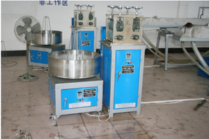 En çok satan yapay plastik Rattan yapma makinesi çekirdek bileşenleri ile donatılmış vida Motor Motor işleme için PP plastik