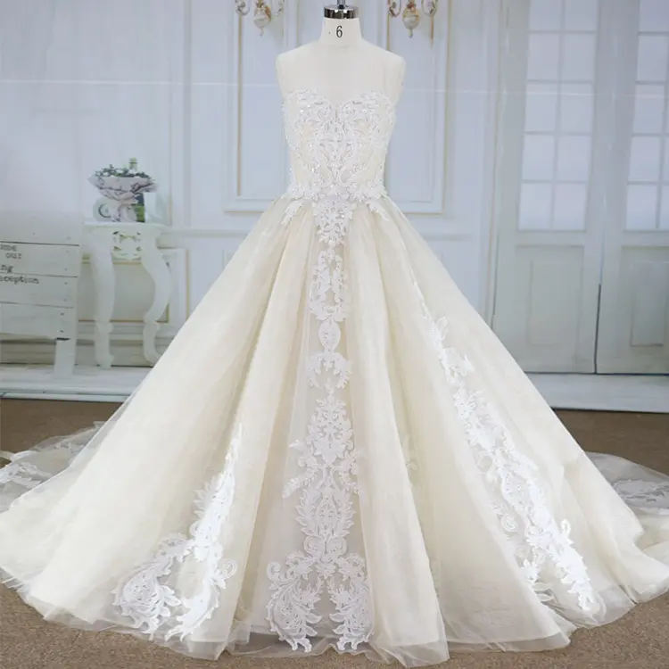 Pizzo francese di lusso di alta qualità con abito da sposa gonna grande perline di importazione 2022