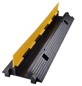 Üretici bir kanal kablo rampası kablo koruyucu kauçuk kablo tutucu - Product Image 1