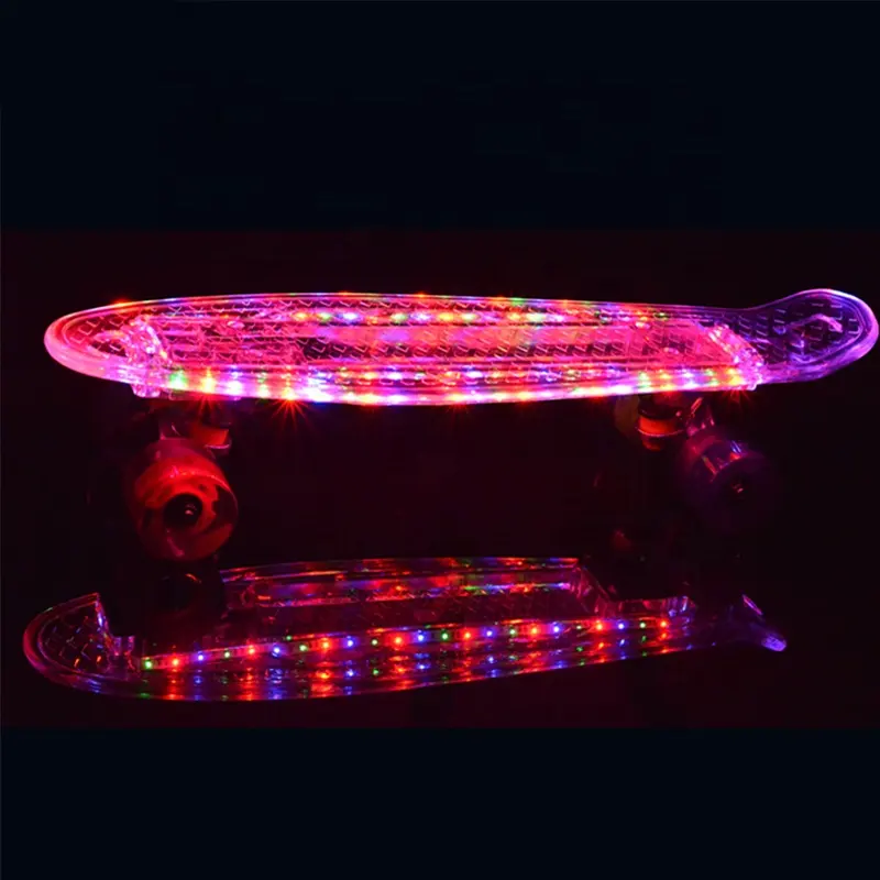 고품질 맞춤형 LED 22 인치 크루저 Led 스케이트 보드