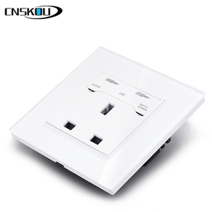 CNSKOU英国13A 3针白色玻璃面板颜色，带<span class=keywords><strong>2</strong></span>个<span class=keywords><strong>USB</strong></span>插座电动多功能墙壁插座开关