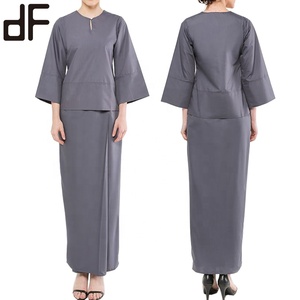 OEM Guangzhou Produttore Manicotto Del Chiarore Allentato Vestito <span class=keywords><strong>Kurung</strong></span> <span class=keywords><strong>Baju</strong></span> Camicetta di Disegno Grigio Scuro Pianura <span class=keywords><strong>Baju</strong></span> Kebaya Malesia