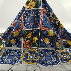 印花图案和古代风格针织花边材料现货刺绣花边面料