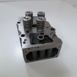 ดีเซลเครื่องยนต์ฉงชิ่ง KTA19 K19 <span class=keywords><strong>4</strong></span> วาล์วหัว assy 3811985