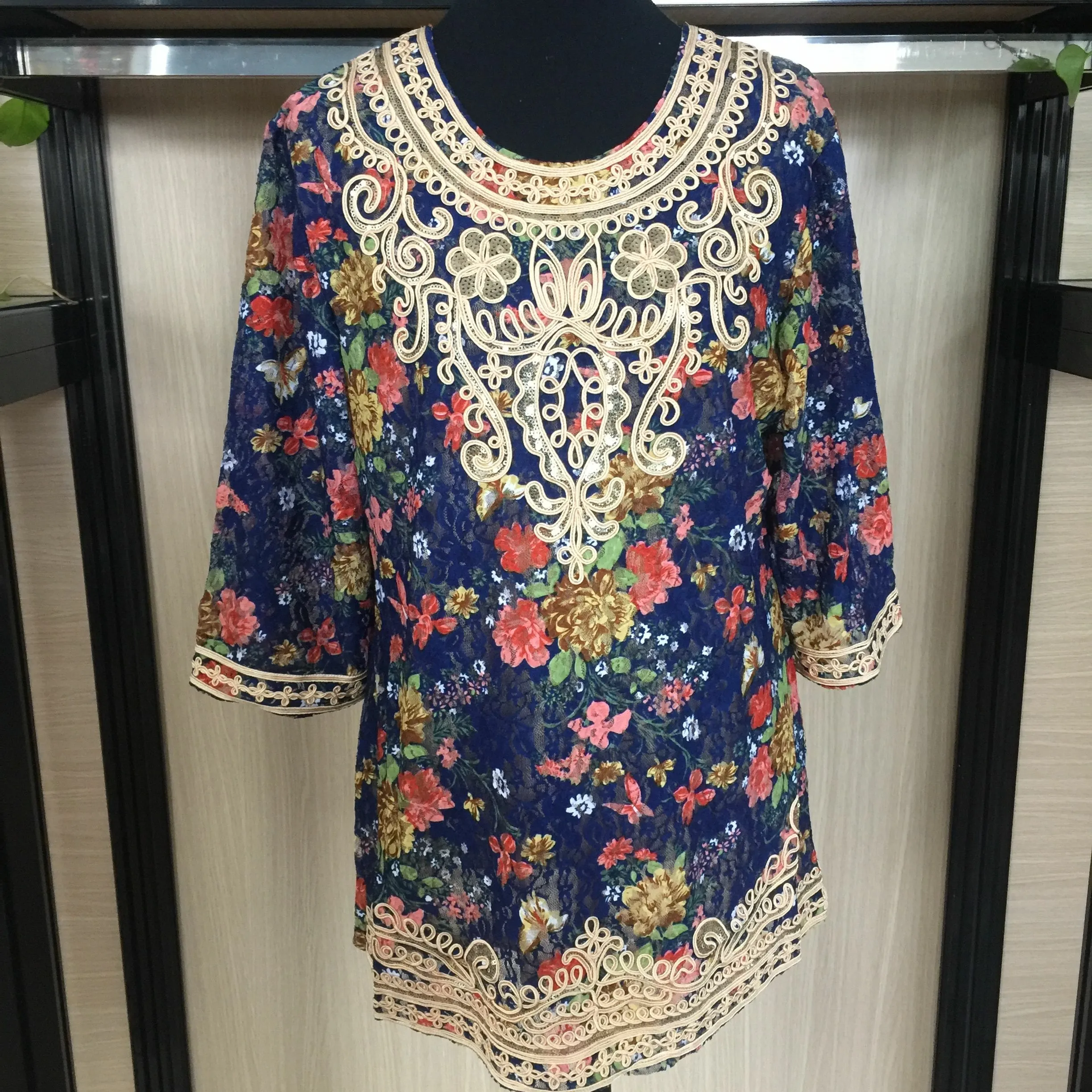 Blusa de lantejoulas bordada, nova blusa de luxo feita com lantejoulas