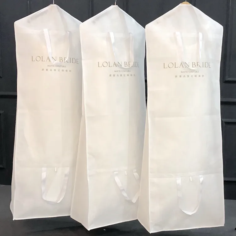 Commercio all'ingrosso Eco Friendly Logo personalizzato Non tessuto 62 70 pollici pieghevole abito da sposa abito da sposa indumento copertura borse con cerniera Tote