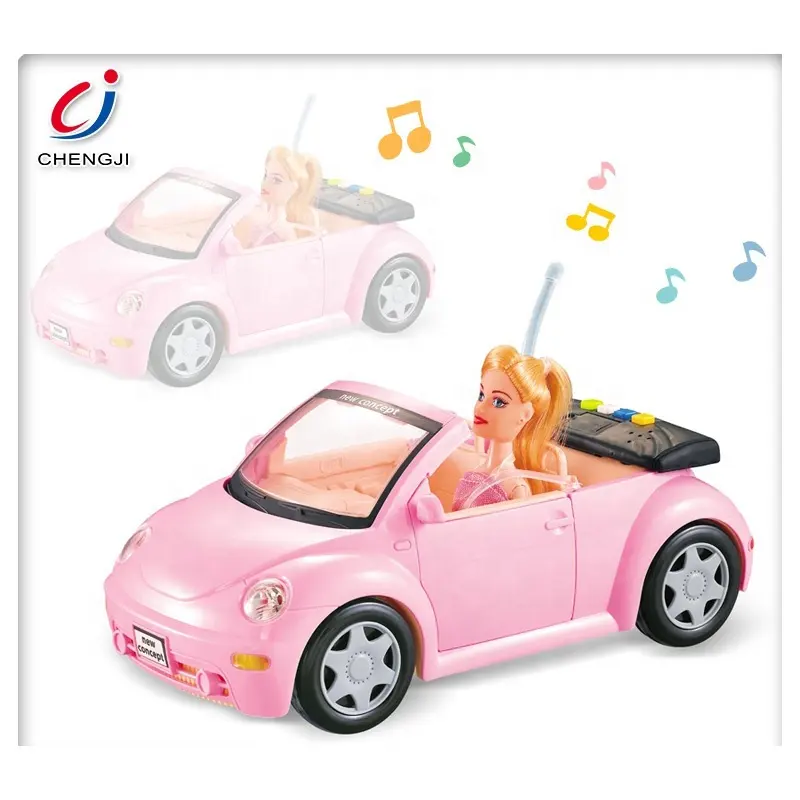 Mejor regalo lindo eléctrica musical Rosa muñeca de la fricción del coche de la potencia de