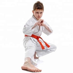 Çin fabrika kaynağı OEM profesyonel dövüş sanatları üniforma beyaz japon gi wkf karate kimono - Product Image 2