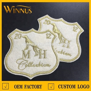 原始设备制造商定制自己的标志数字字母铁刺绣毛毡补丁 - Product Image 3