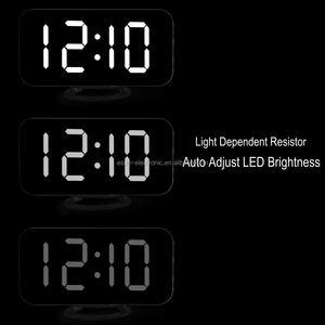 智能 LED 数字光大镜子液晶屏幕数字表闹钟双 USB 充电器-挂墙或独立式