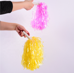 พู่เชียร์พลาสติกพร้อมด้ามจับสีตามสั่ง - Product Image 5