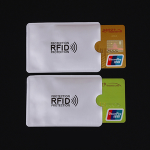 RFID การปิดกั้นบัตรเครดิตแขนด้านบนป้องกันการโจรกรรมชุดกรณีการเดินทางสมาร์ทผู้ถือพอดีกระเป๋าสตางค์,กระเป๋าโลโก้ที่กำหนดเอง