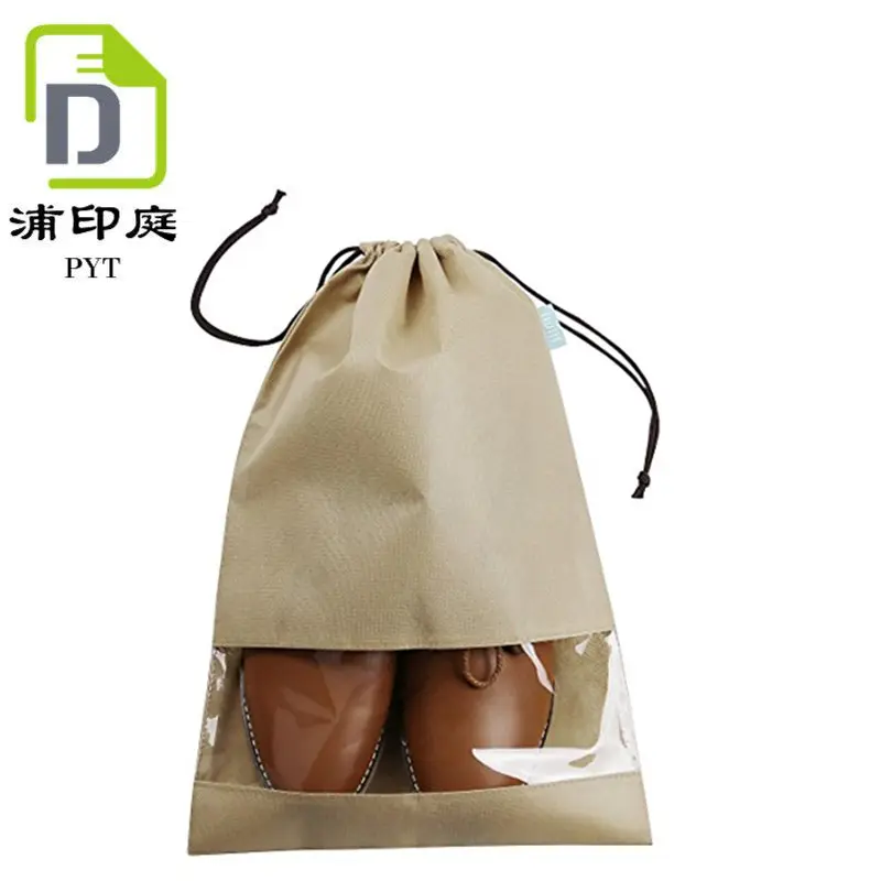 China günstige verpackung tasche schuhe non-woven tasche mit pvc fenster kordelzug verpackung tasche