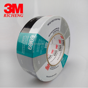 <strong>3M</strong> 6969 Silver Polyethylene Coated <strong>Cloth</strong> Backing with Rubber Adhesive - Product Image 3