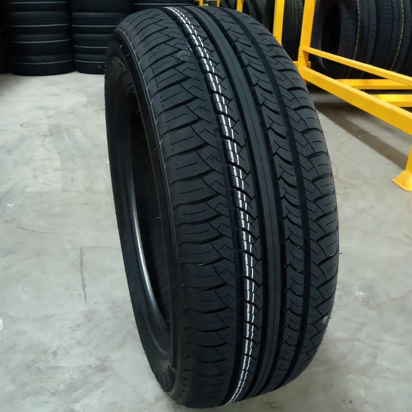 Rasakutire Công Nghệ Nhật Bản Top Chất Lượng 205/65-15 205/65R15 Pcr Lốp Kumho Lốp Xe Hàn Quốc