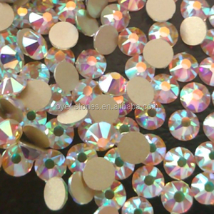16 Facets Rhinestones - Product Image 4