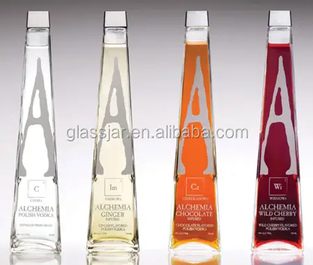 Botella triangular de vidrio con forma de botella de vodka con logo, 300ml