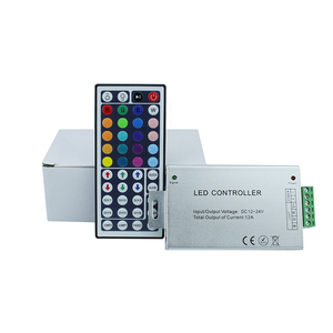 12V-24V DC 12A 144W HA CONDOTTO LA Striscia di RGB Controller 24A LED 44 Chiave di IR Remote Controller per Striscia di RGB LED 5050 3528 Luce di Striscia del Led