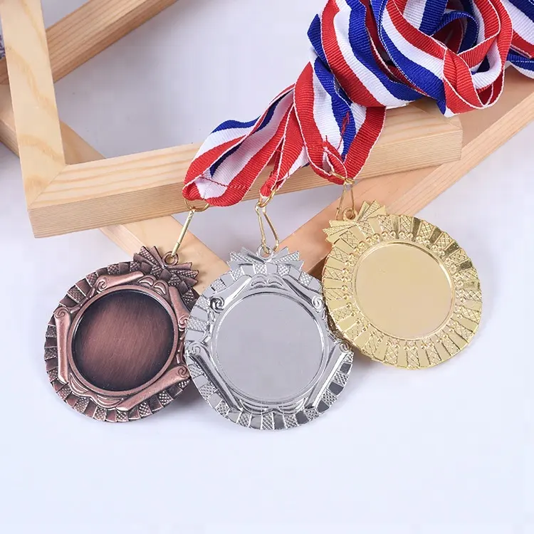Medallas de Metal deportivas personalizadas, bronce plateado, oro, Maratón, venta directa de fábrica de China