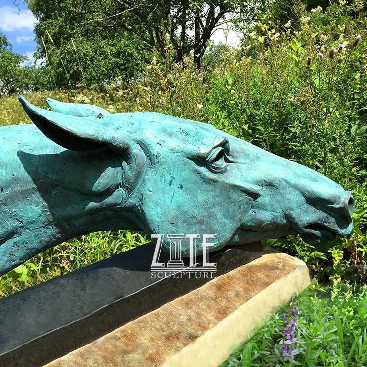 Garden Decorative bronze war horse head sculpture