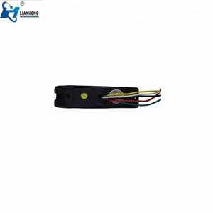 ענבר כחול אדום <span class=keywords><strong>LED</strong></span> הנורה עמיד למים פנס של כל סוג של מכוניות