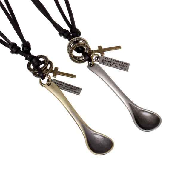 PK123 Huilin Estilo Vintage Cordón de cuero ajustable cadena sopa cuchara collar