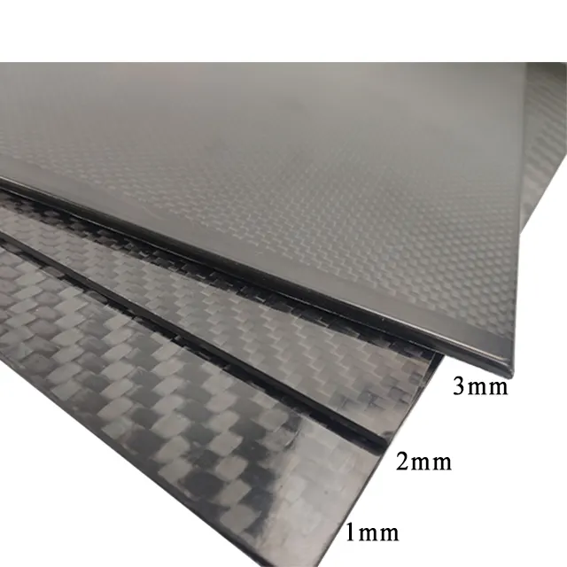 แผ่นคาร์บอนไฟเบอร์ลามิเนตจริง1Mm 2Mm 3Mm ความหนาแผ่นคาร์บอนไฟเบอร์