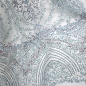 Sky Blue <span class=keywords><strong>Net</strong></span> Pailletten Spitze Stoff Französisch Neueste Reine Handarbeit Perlen <span class=keywords><strong>Design</strong></span> in Nigeria für Hochzeits kleid Brautkleid HY0971-4