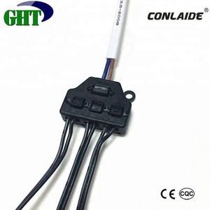 New Product <strong>1</strong> in <strong>3</strong> Out Quick Connecting Push in Wire <strong>Splitter</strong> Connector Box - Product Image 2