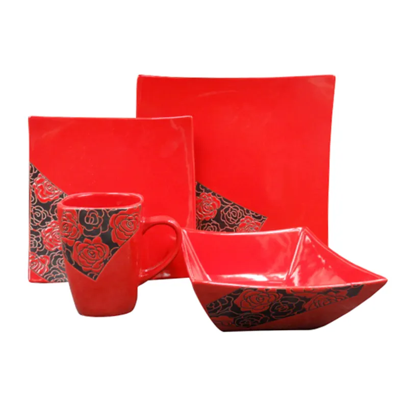 Service de vaisselle de noël en céramique de couleur rouge de forme carrée