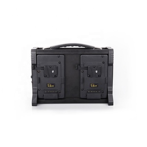 Rolux RL-4KS V-LOCK 4 Kanal V Montaj pil şarj cihazı - Product Image 1
