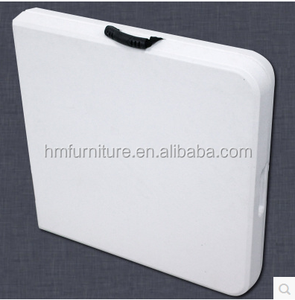 4英尺塑料折叠桌，可供4人使用 - Product Image 2