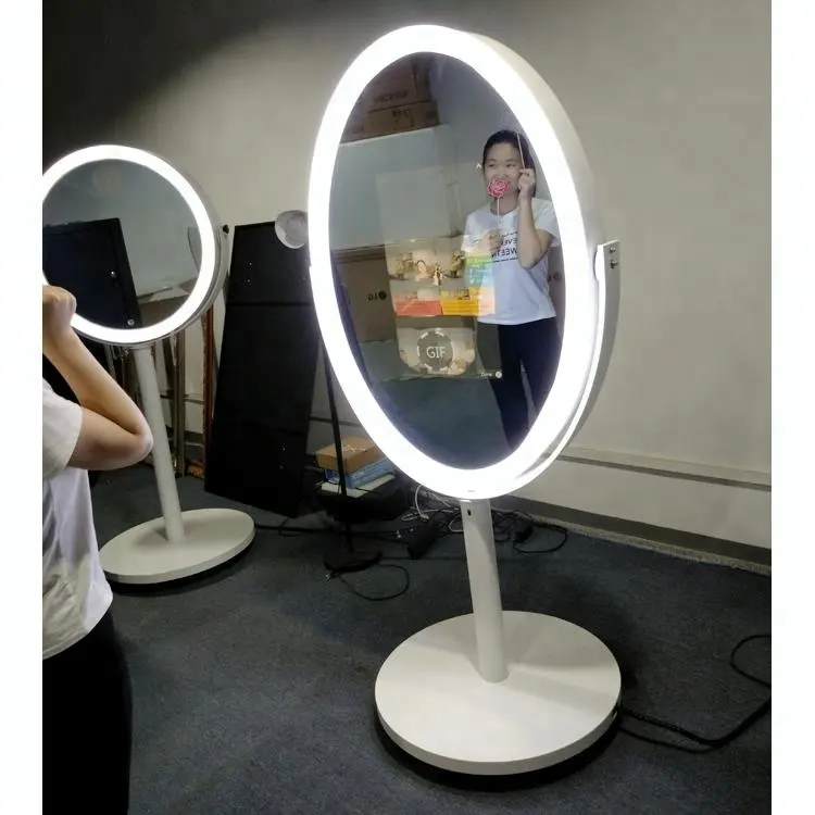 23.6 "Oval Berbentuk Portabel Shopping Mall Instant Photo Booth, Smart Layar Totem Cermin