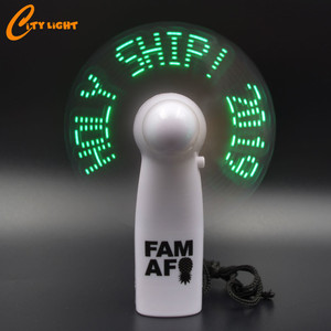 Natal Trade Assurance Programação Piscando Mensagem Mini <span class=keywords><strong>Led</strong></span> <span class=keywords><strong>Program</strong></span>ável Mensagem Handheld <span class=keywords><strong>Fan</strong></span>