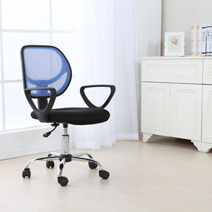 Steelcase 螺丝升降机 chesterfield 头枕办公椅子底座扶手椅办公室或访客椅子