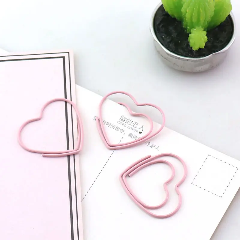 Einzigartiges Design 30 Stück Pink Cute Heart Benutzer definierte Büroklammern