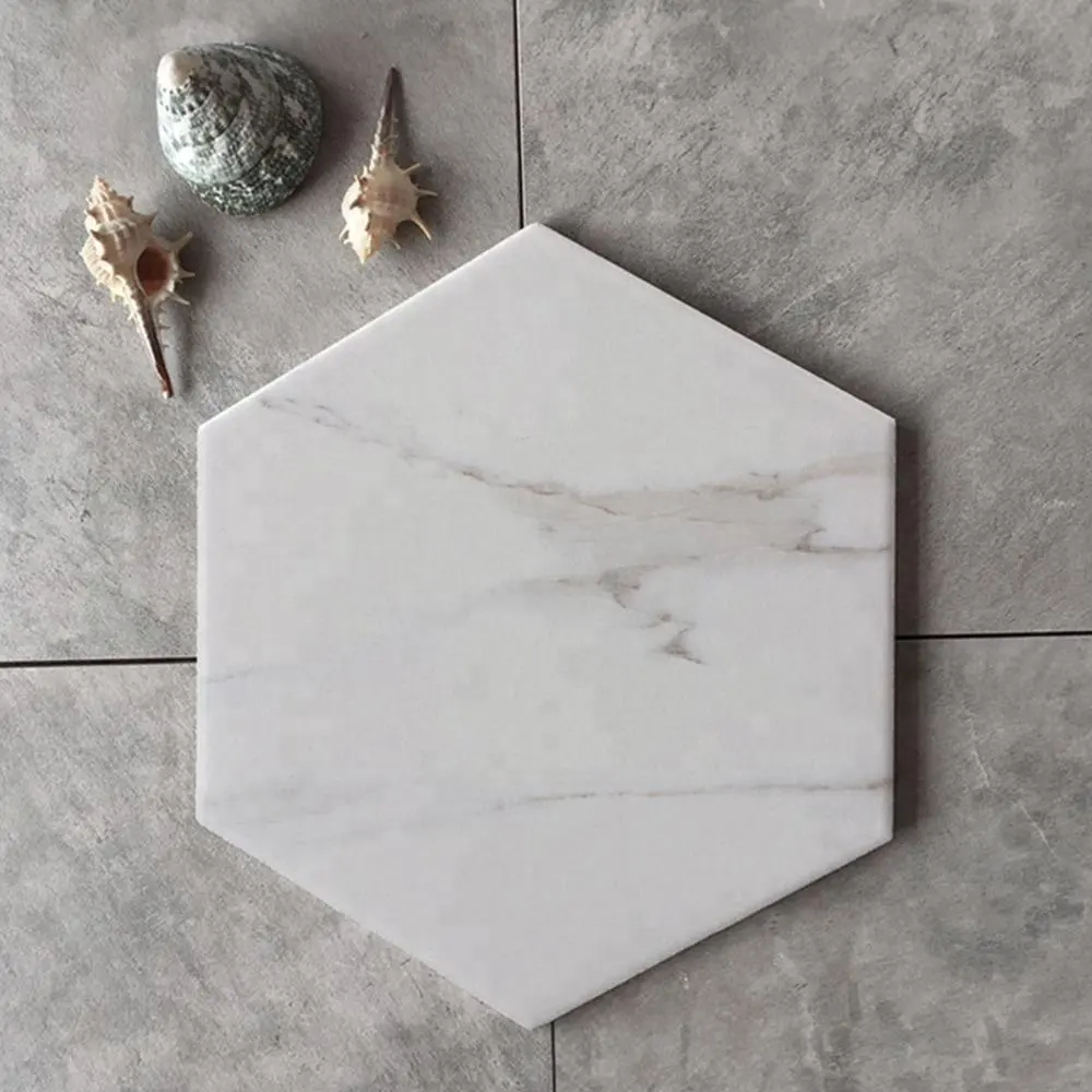 Новая модель, керамическая белая Шестигранная напольная плитка Calacatta с эффектом натурального мрамора для ванной комнаты