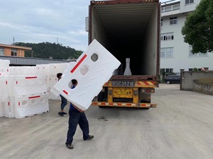 Red Color Plastic NEW Jersey <strong>Barrier</strong>, Water Filled Traffic Plastic <strong>Barrier</strong> - Product Image 3