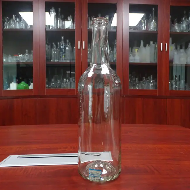 Vidrio transparente estándar ruso Vodka botellas 1 litros botella de licor