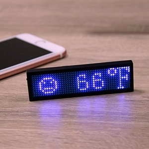 Placa electrónica personalizada LED para camareros, tarjeta de negocios recargable por USB, pantalla de programación de señal Digital, color rojo y azul - Product Image 4