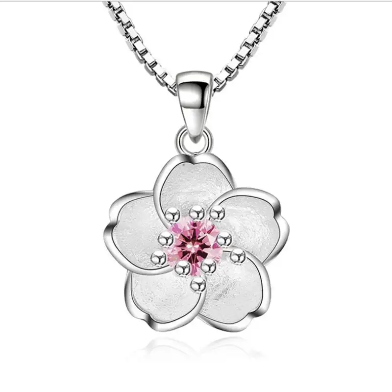 Delicato bella collana del pendente del fiore rosa zircone ciliegia collana