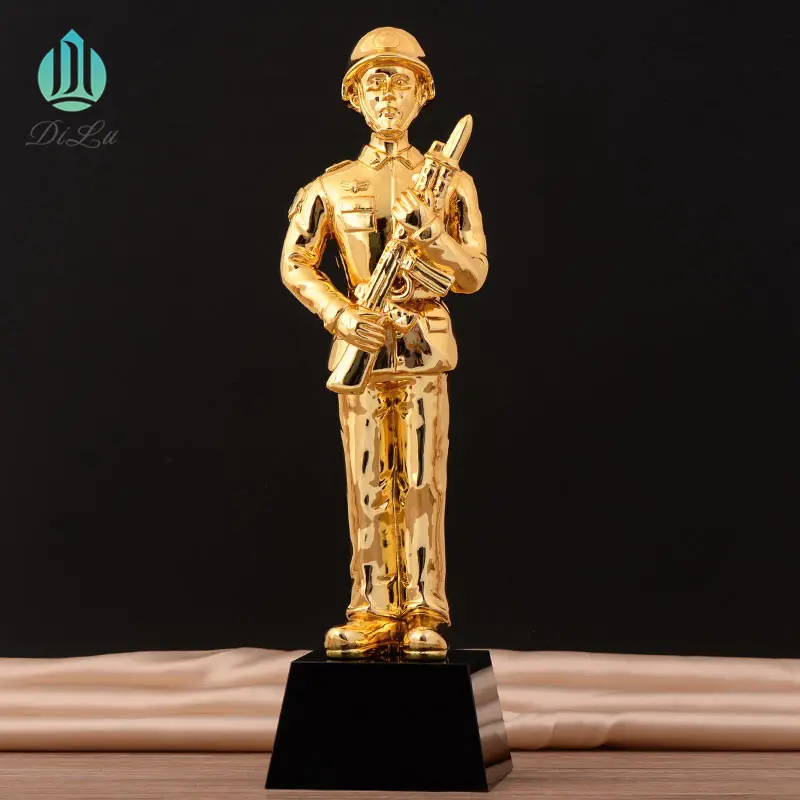 Gros Joueur Figurine Résine Trophée 3d Résine Personnalisé Sport Trophée En Résine Figure Fabriqué En Chine Chiffres Trophées